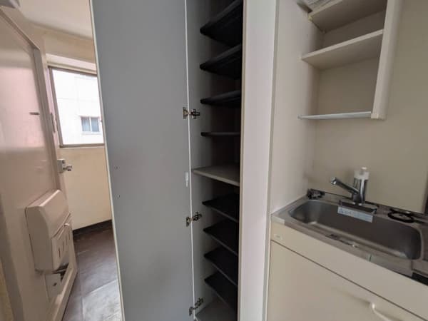 Room image 13