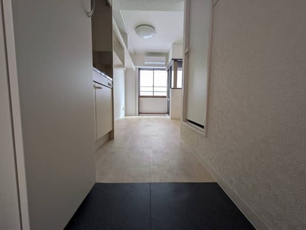 Room image 14