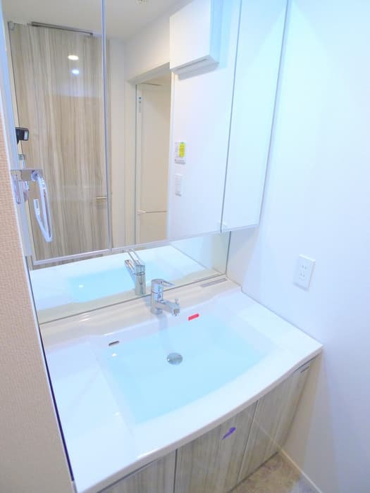 Room image 12