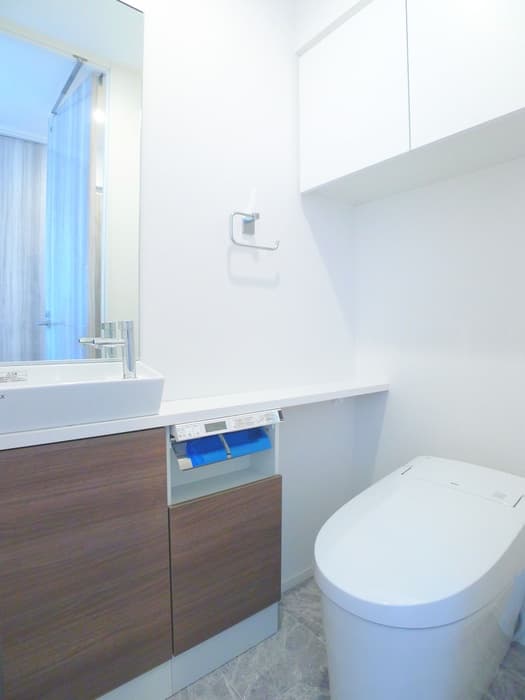 Room image 13