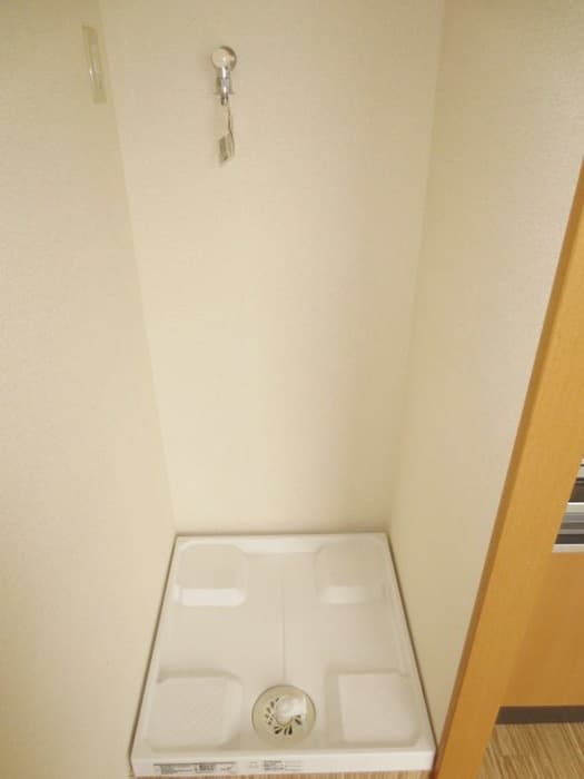 Room image 13