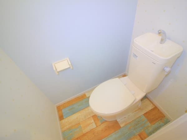 Room image 11