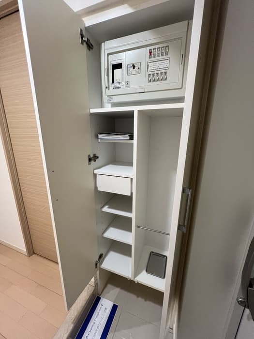 Room image 14