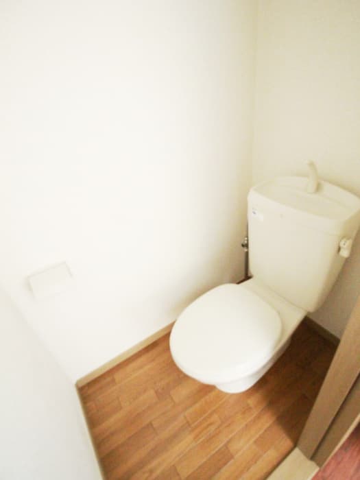 Room image 12