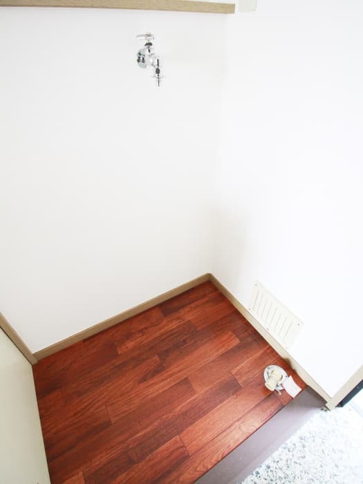 Room image 13