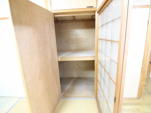 Room image 12