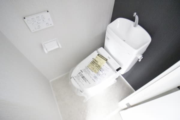 Room image 9