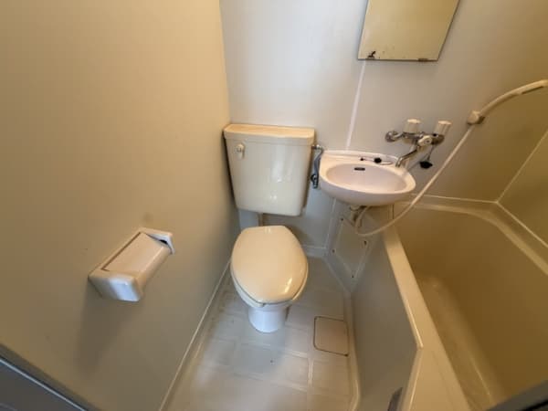 Room image 10