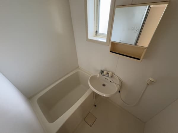 Room image 10
