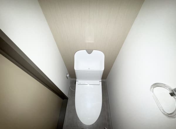 Room image 11