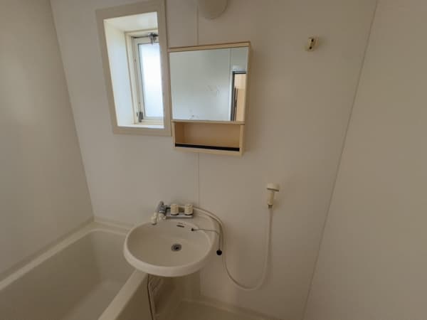 Room image 12