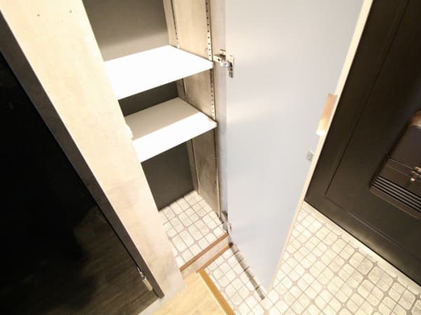 Room image 12