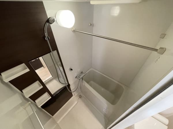 Room image 9