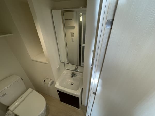 Room image 11