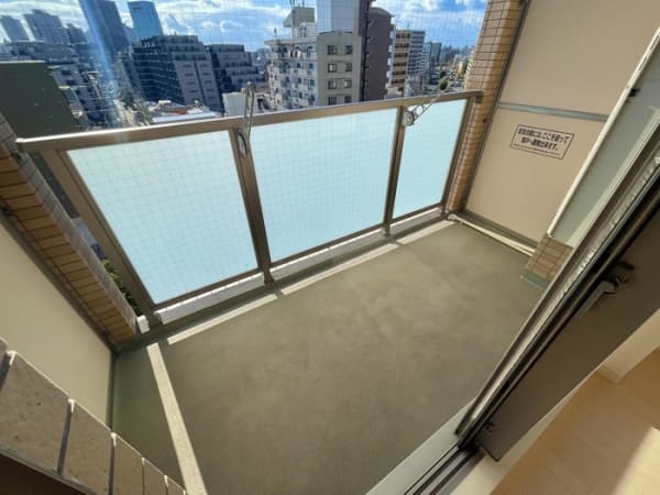 Room image 13