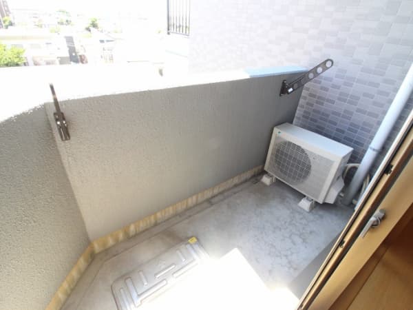 Room image 11