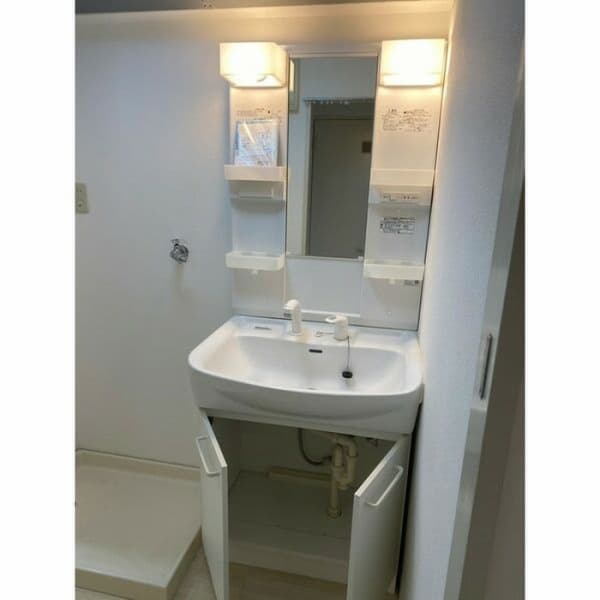 Room image 10