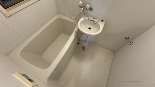Room image 9