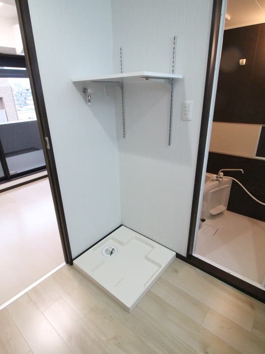Room image 8