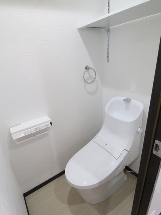 Room image 9