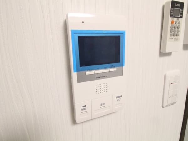 Room image 11