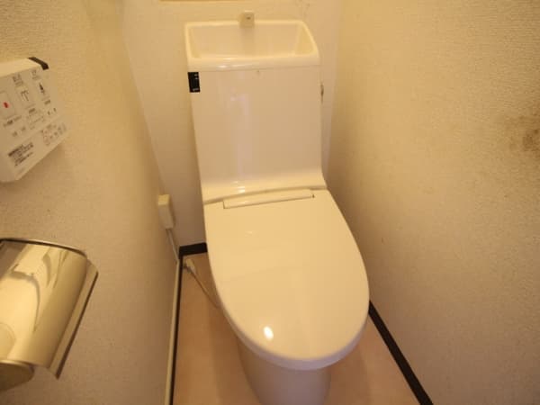 Room image 12