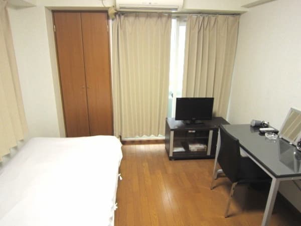 Room image 10