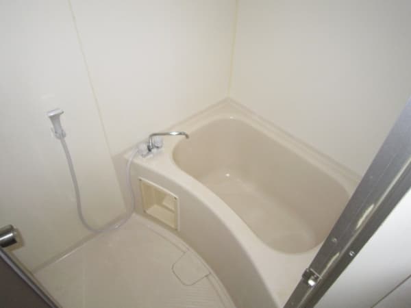 Room image 8