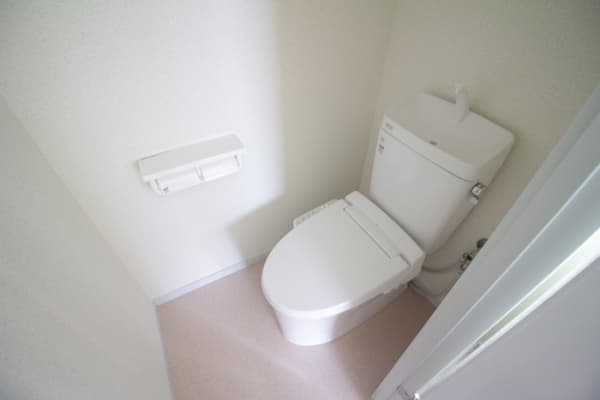 Room image 8