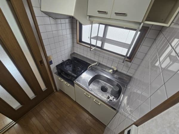 Room image 8