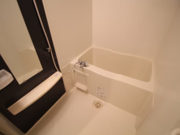 Room image 9