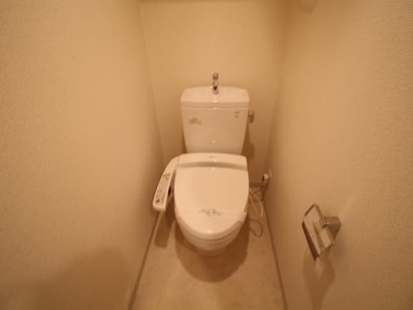 Room image 10
