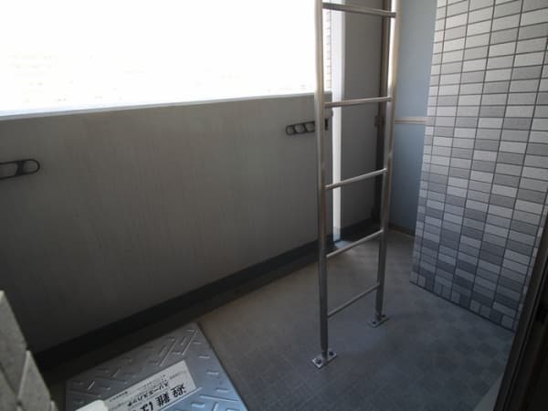 Room image 13