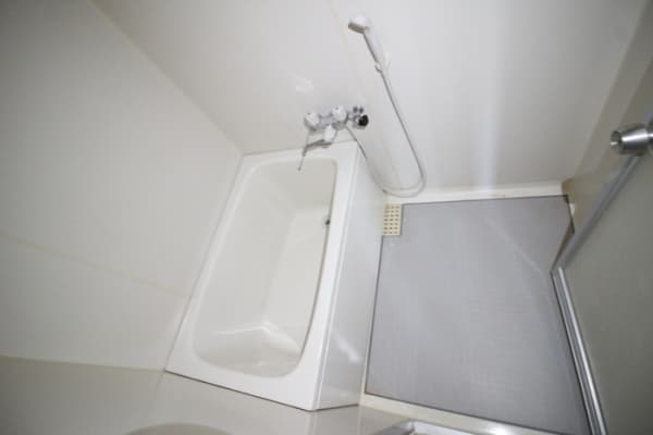Room image 9