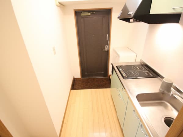 Room image 10