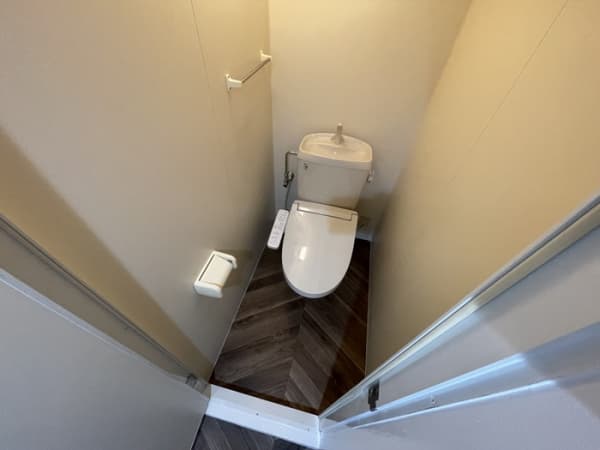 Room image 9