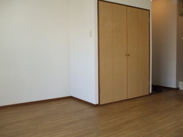 Room image 14