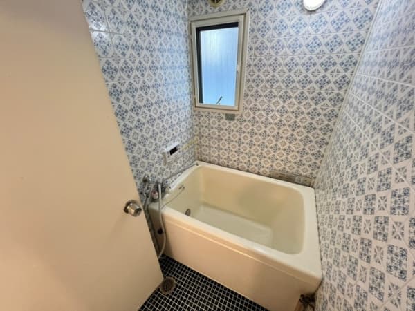 Room image 11