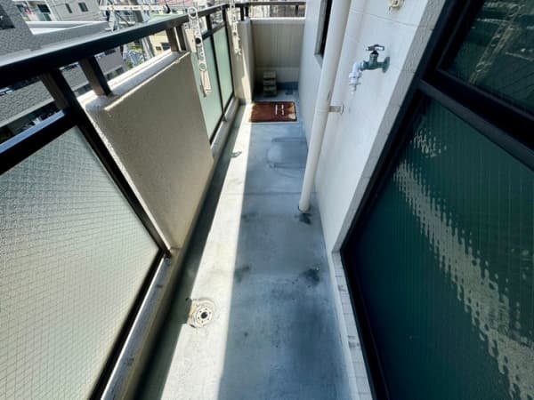 Room image 10