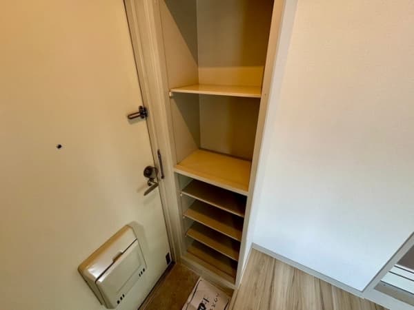 Room image 11
