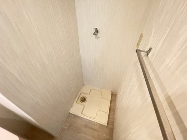 Room image 12
