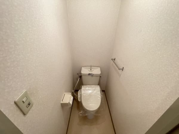Room image 9