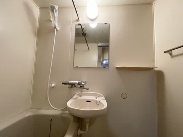 Room image 10