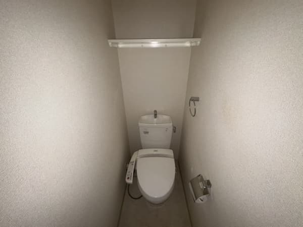 Room image 9