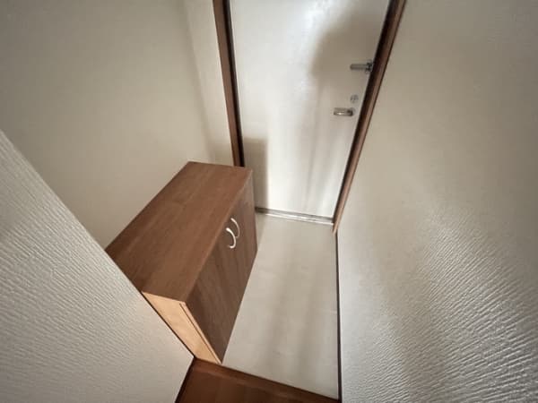 Room image 12