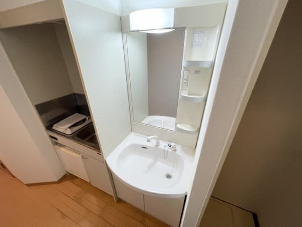 Room image 9