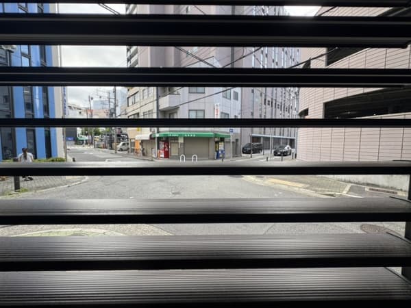 Room image 11