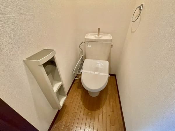 Room image 11