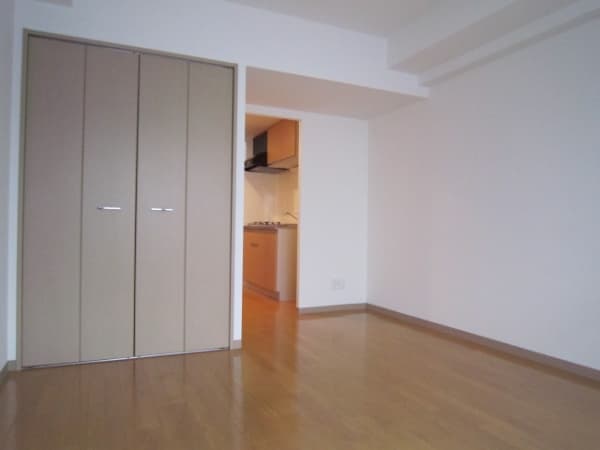 Room image 13