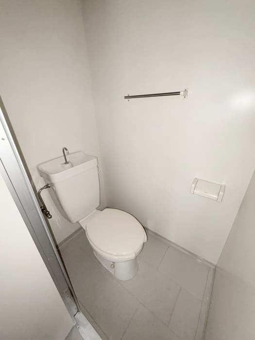 Room image 10